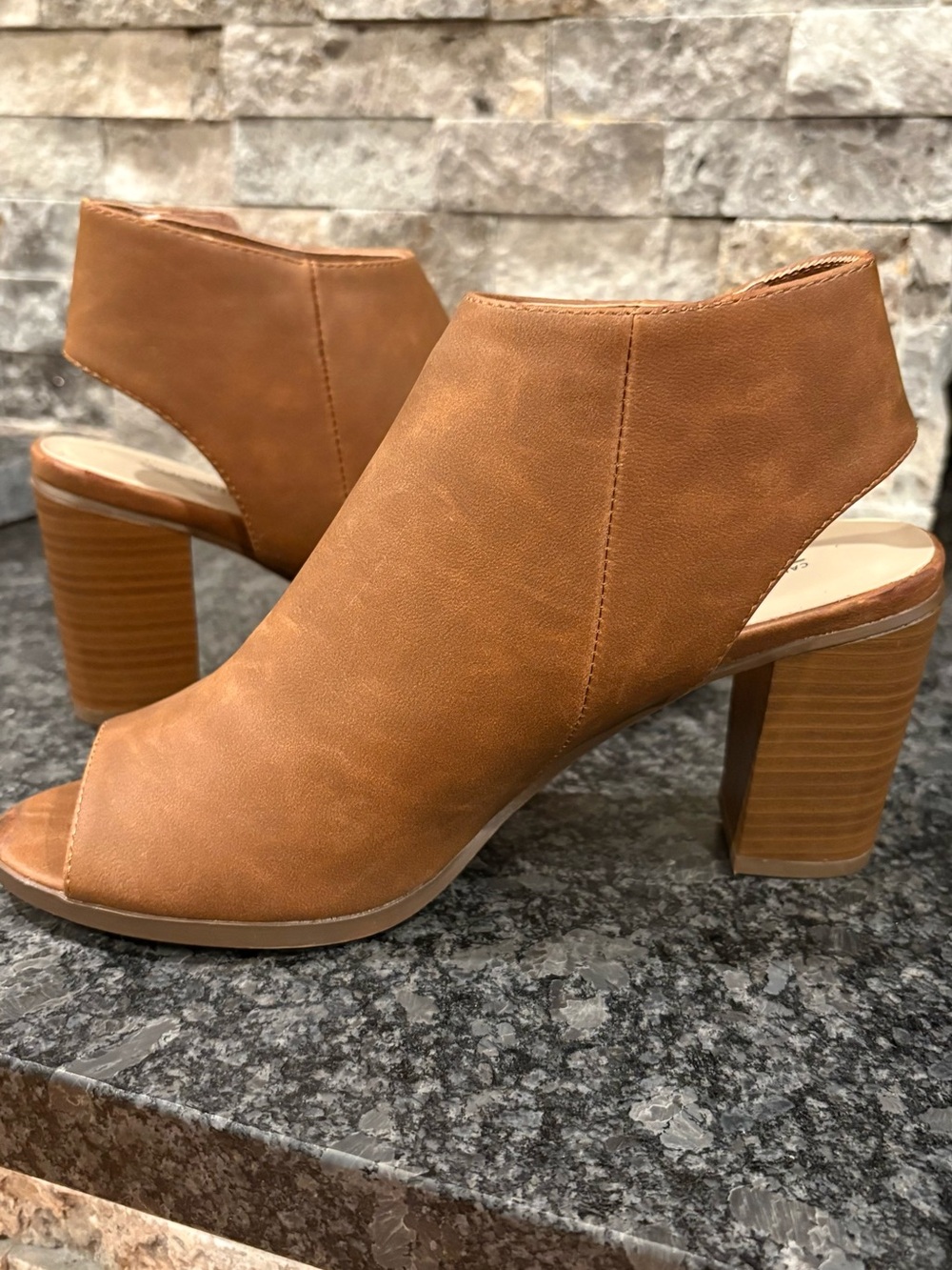 Call it Spring Ladies New Mules Size 7.5